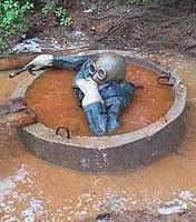 Засевшая в аэропорту Донецка нацгвардия вскоре может утонуть в фекалиях