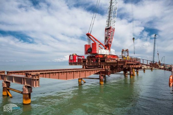 Пройден самый сложный этап строительства моста в Крым