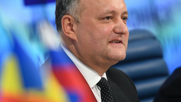 Додон заявил, что приднестровский вопрос надо вынести на референдум