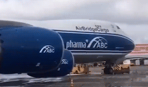 В Шереметьево с грузовым Boeing произошла авария