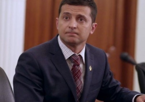 Зеленский поблагодарил Раду за "пробивание дна"