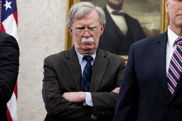 Мемуары Джона Болтона вызвали скандал